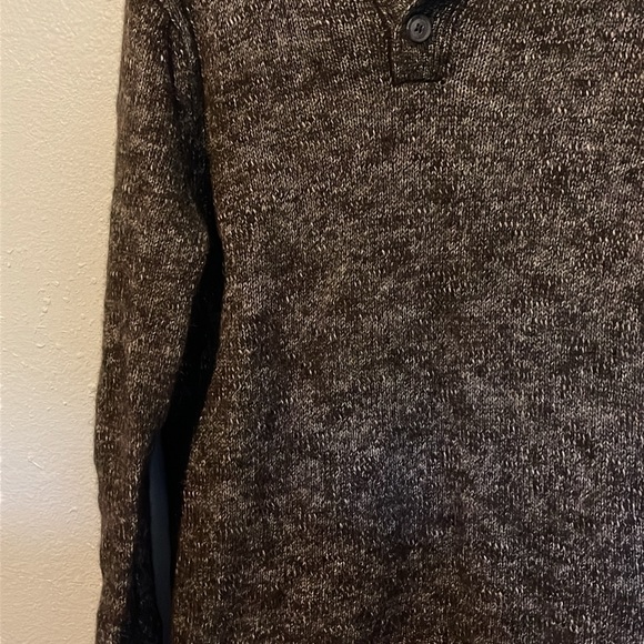 Men’s alpaca and wool blend classic cozy winter staple sweater size large - Picture 3 of 7